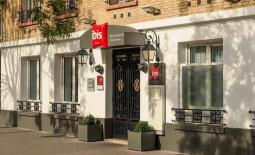 Ibis daumesnil porte doree